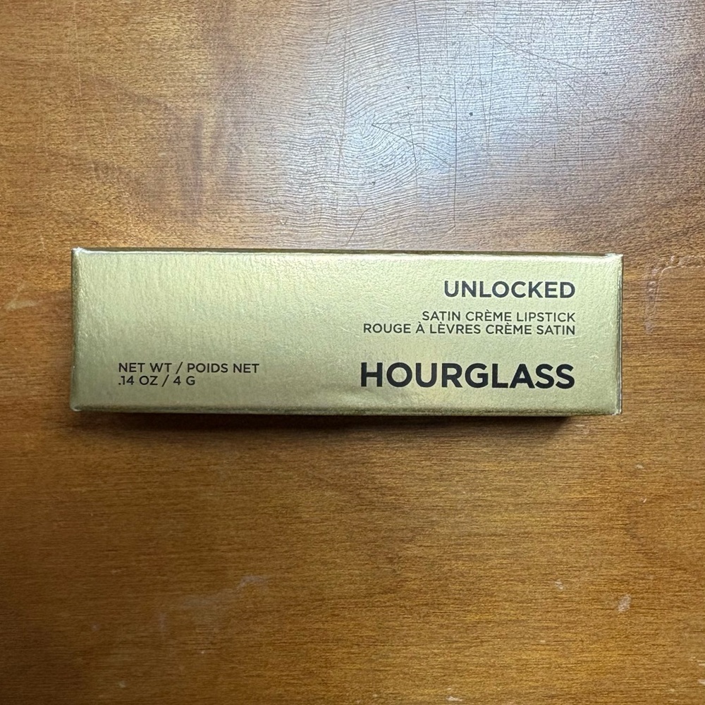 Hourglass Gold Lipstick- Color: Larch (rosy brown)